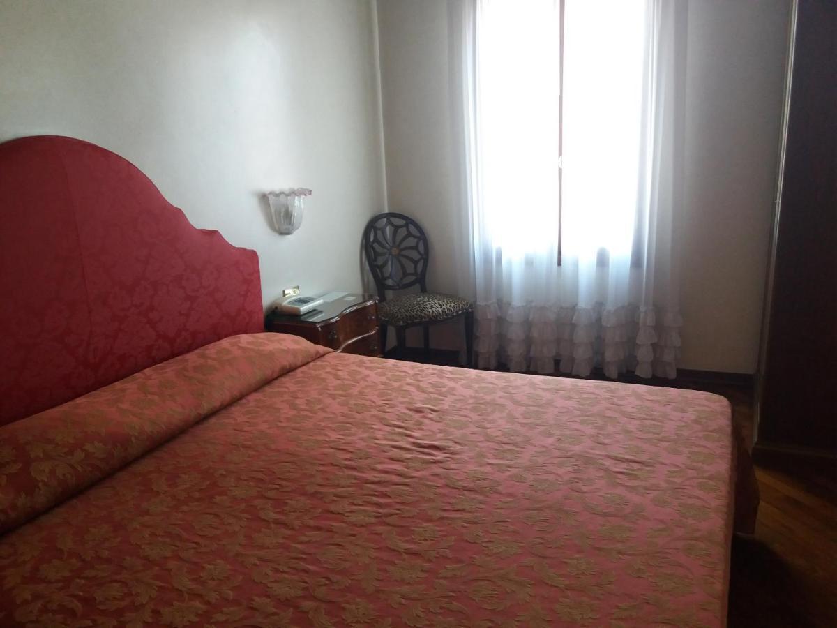 Hotel Piccola Fenice Venedik Dış mekan fotoğraf
