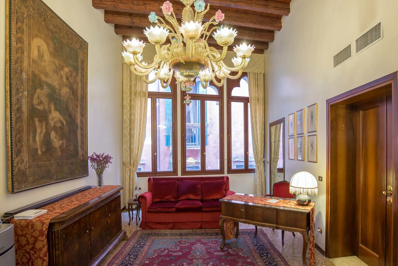 Hotel Piccola Fenice Venedik Dış mekan fotoğraf