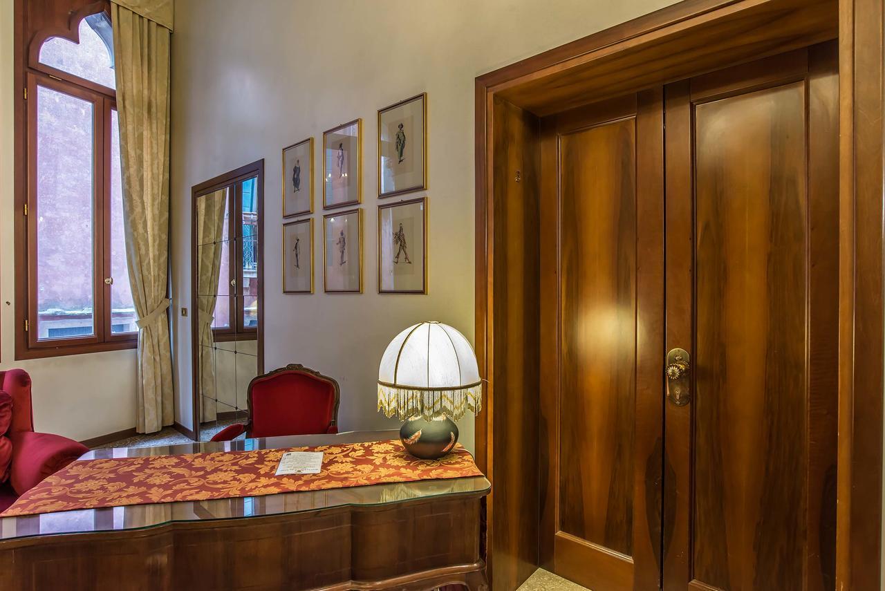 Hotel Piccola Fenice Venedik Dış mekan fotoğraf