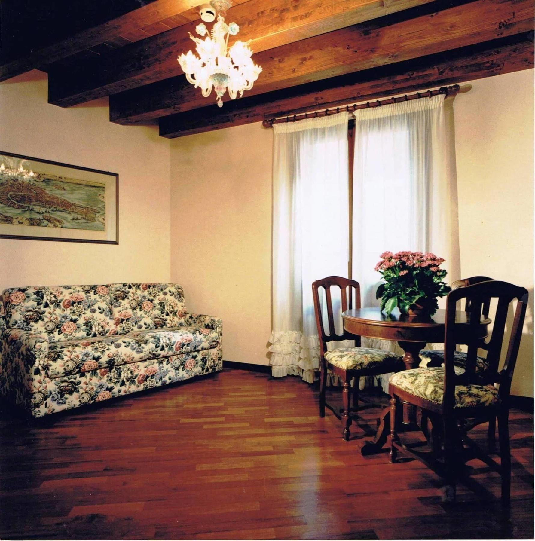 Hotel Piccola Fenice Venedik Dış mekan fotoğraf